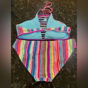 No Boundaries two piece Bikini 👙 size L 11-13
